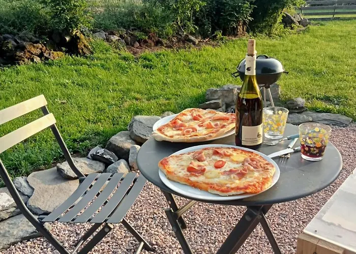 La Roulotte Romantique Des Volcans